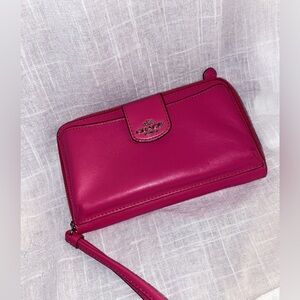 Coach Wristlet Wallet Magenta Pink